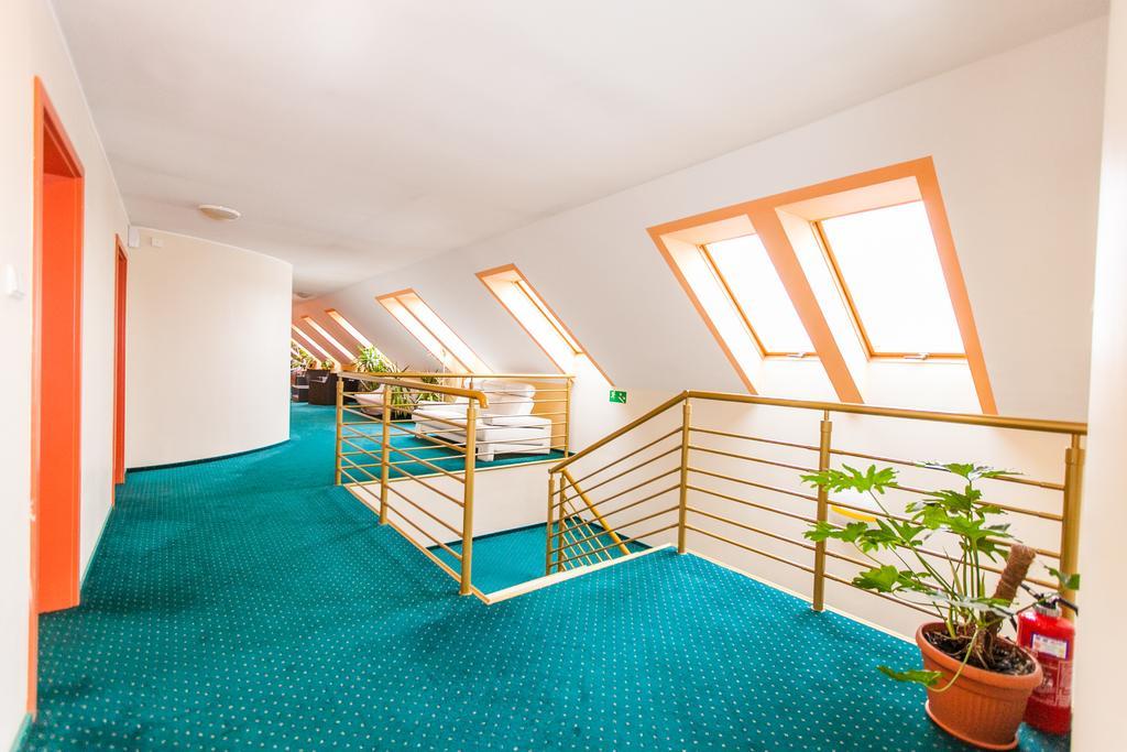 Hotel Court Wellness&Spa Kędzierzyn-Koźle Εξωτερικό φωτογραφία
